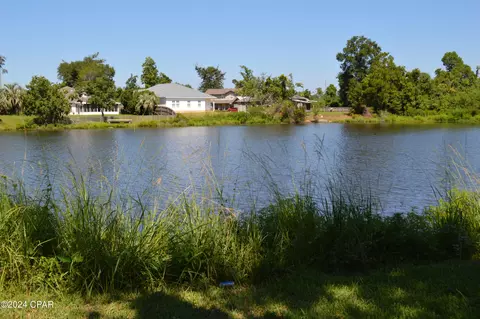 150 H L Sudduth Dr, Panama City, FL 32404
