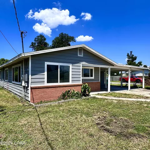 504 N 9th St, Panama City, FL 32404