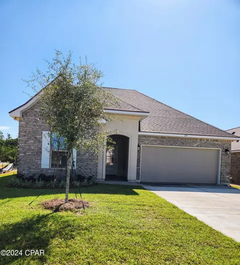 197 Hydrangea Blvd, Freeport, FL 32439
