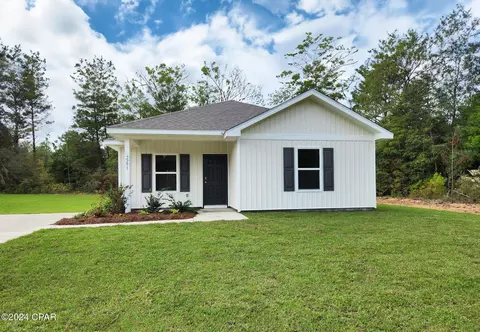 2291 Rockford Dr, Chipley, FL 32428
