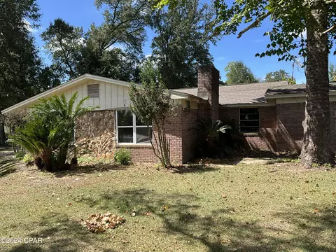 2366 Dilmore Rd, Cottondale, FL 32431