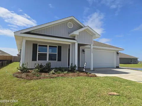4400 Riparian Ln, Panama City, FL 32404