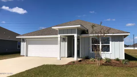 6567 Lazar Ln, Panama City, FL 32404