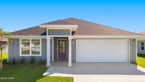 6554 Lazar Ln, Panama City, FL 32404