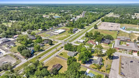 678 3rd St, Chipley, FL 32428 photo 39