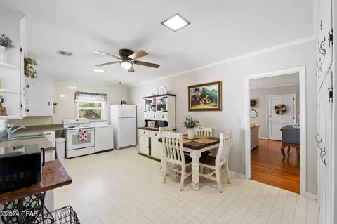 678 3rd St, Chipley, FL 32428 photo 13