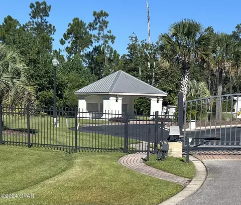 807 Vista Del Sol Ln, Panama City, FL 32404