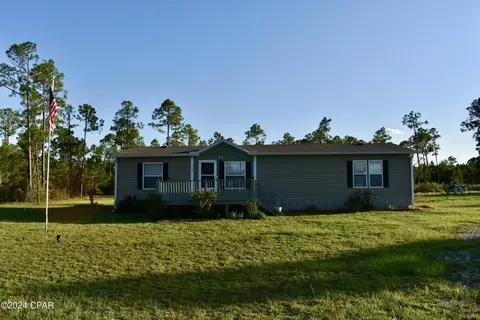 401 Red Deer Rd, Chipley, FL 32428