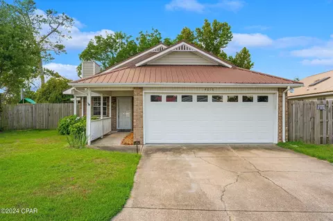 4016 Woodridge Rd, Panama City, FL 32405