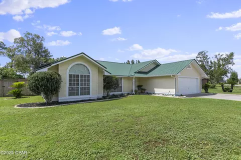 2705 Pembroke Dr, Panama City, FL 32405