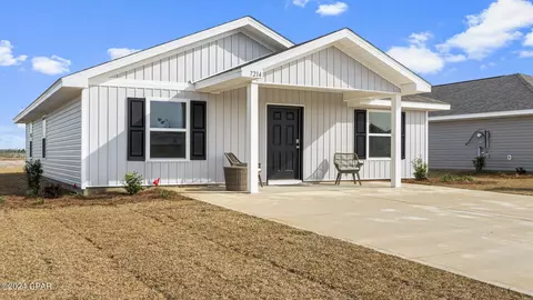 7214 Madison Square Dr, Panama City, FL 32404