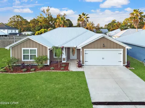 8907 Laird St, Panama City, FL 32408