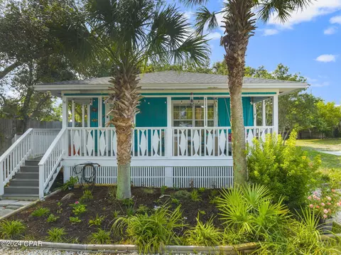 230 Wisteria Ln, Panama City Beach, FL 32413