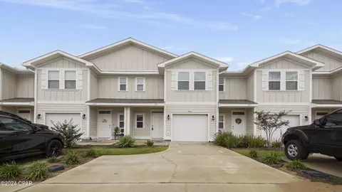 1675 Caleigh Ct, Lynn Haven, FL 32444