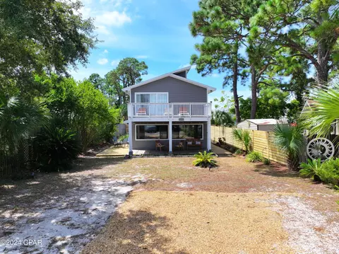 6121 S Lagoon Dr, Panama City, FL 32408