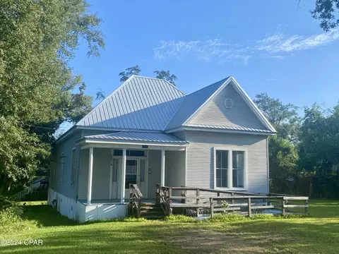 4424 Davis St, Marianna, FL 32446