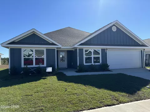 6524 Lazar Ln, Panama City, FL 32404