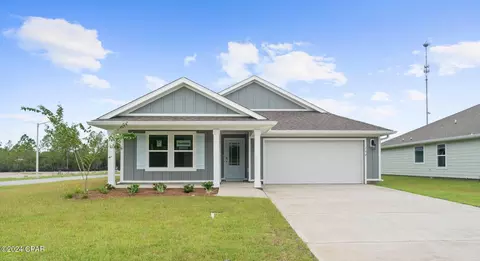 194 Cades Ct, Port St Joe, FL 32456