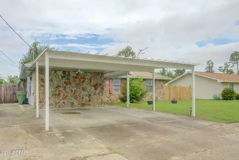 1802 Minnesota Ave, Lynn Haven, FL 32444