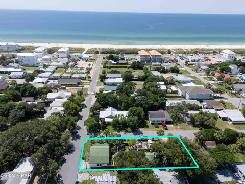 19104 Delmar Dr, Panama City Beach, FL 32413