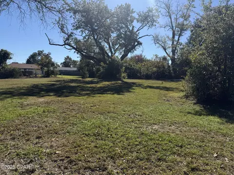 505 Virginia Ave, Lynn Haven, FL 32444