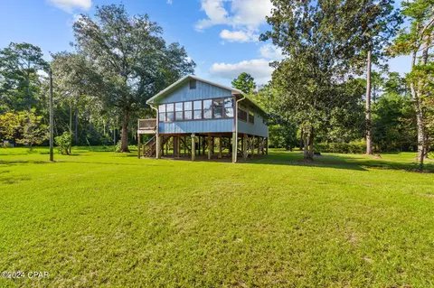 7621 County Road 381, Wewahitchka, FL 32465
