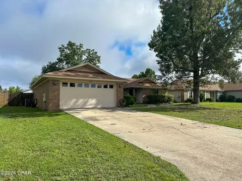 2121 Willow Bend Ln, Lynn Haven, FL 32444