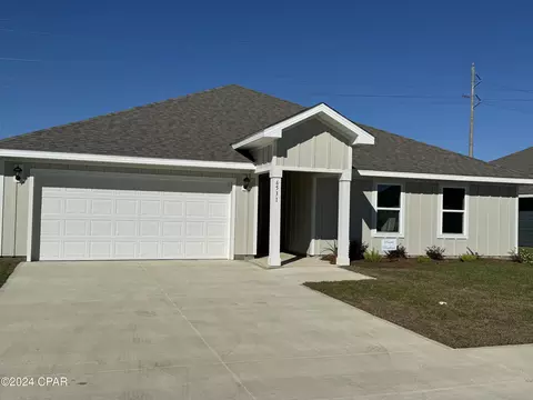 6531 Lazar Ln, Panama City, FL 32404