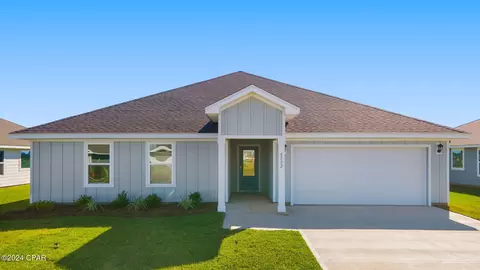 6532 Lazar Ln, Panama City, FL 32404