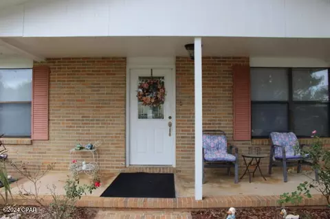 Exterior - 25676 Evans St, Altha, FL 32421 photo 1 of 9