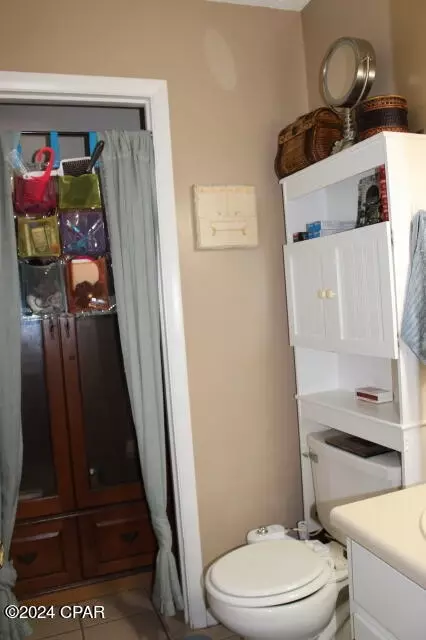 Bath - 25676 Evans St, Altha, FL 32421 photo 3 of 3