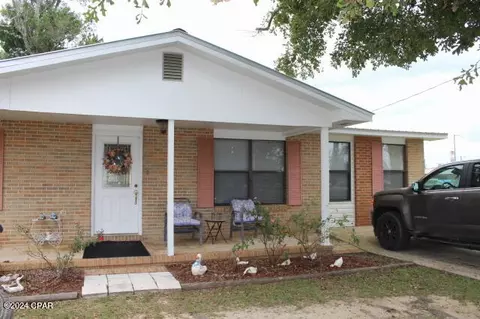 Exterior - 25676 Evans St, Altha, FL 32421 photo 2 of 9
