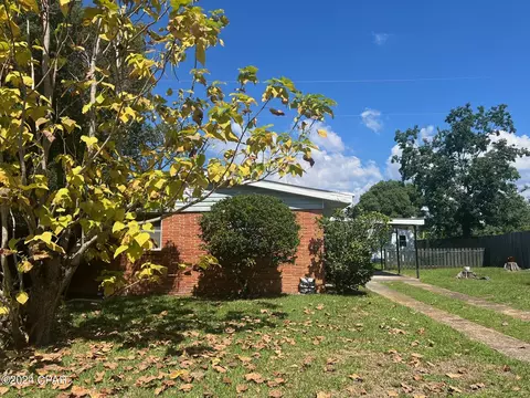 2702 W 21 St, Panama City, FL 32405