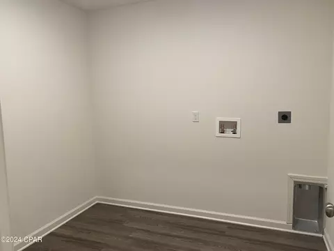 3622 Cavalier Dr, Chipley, FL 32428 photo 9