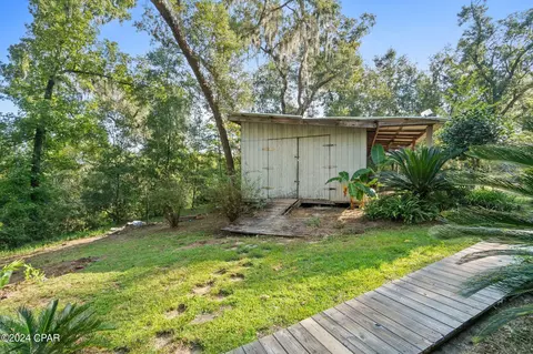 1856 Gap Blvd, Chipley, FL 32428 photo 9