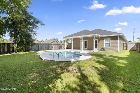 1300 Alabama Ave, Lynn Haven, FL 32444