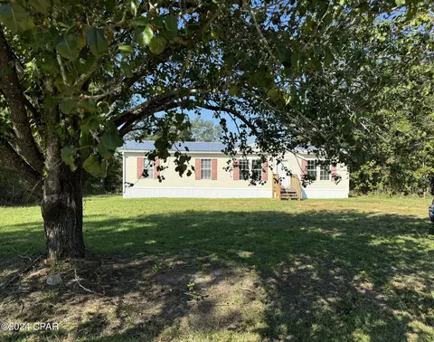 2090 Section Ave, Sneads, FL 32460