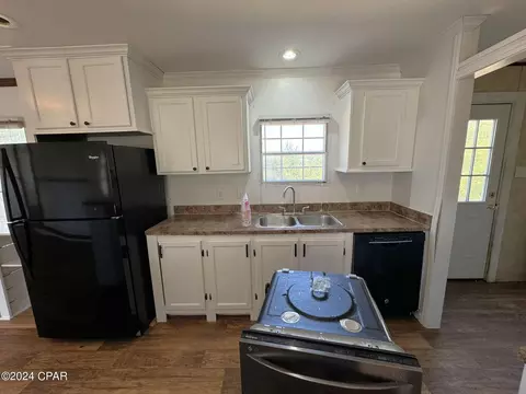 2090 Section Ave, Sneads, FL 32460 photo 9