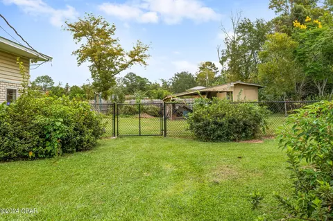 815 5th St, Chipley, FL 32428 photo 23