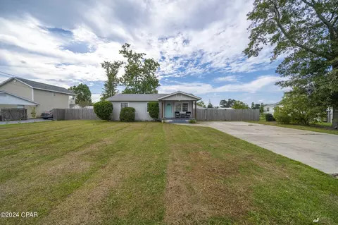 706 Alabama Ave, Lynn Haven, FL 32444