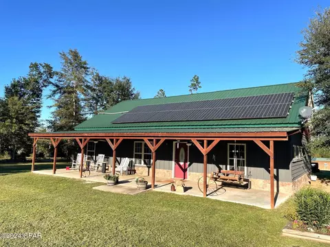 6665 Raylene Rd, Grand Ridge, FL 32442
