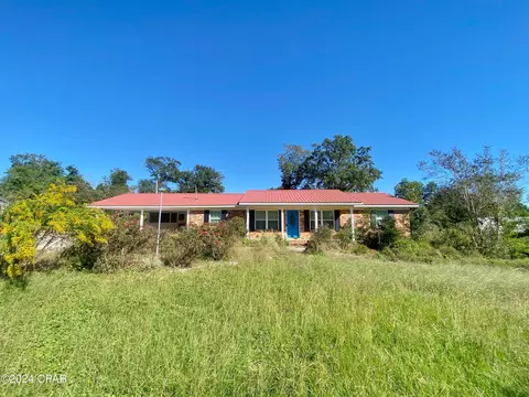 1746 Virginia St, Alford, FL 32420