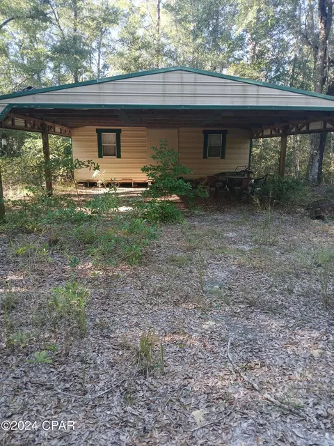 4293 Chapel Branch Rd, Vernon, FL 32462