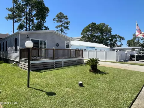 1650 Acre Cir, Panama City Beach, FL 32407