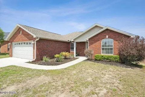 102 Seneca Ct, Panama City, FL 32404