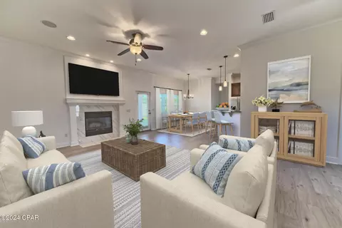424 Hidden Island Dr, Panama City, FL 32408