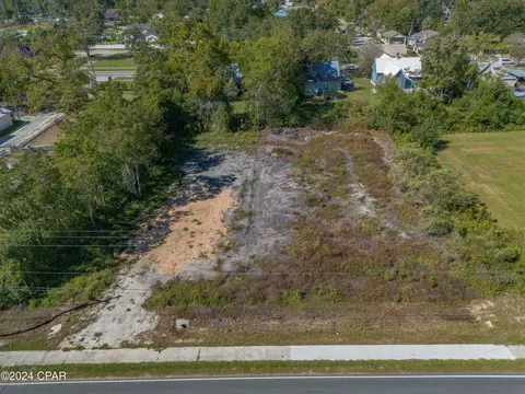 740 7th St, Chipley, FL 32428 photo 8