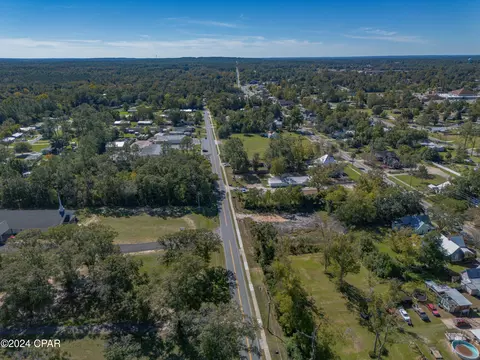 740 7th St, Chipley, FL 32428 photo 4