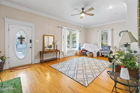 632 Main St, Chipley, FL 32428 photo 3