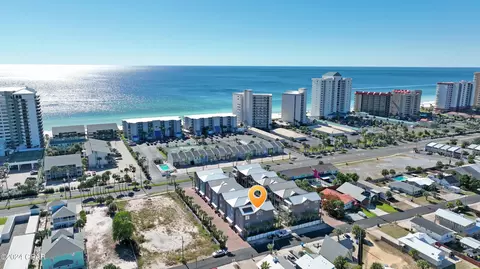 6226 Thomas Dr, Panama City, FL 32408